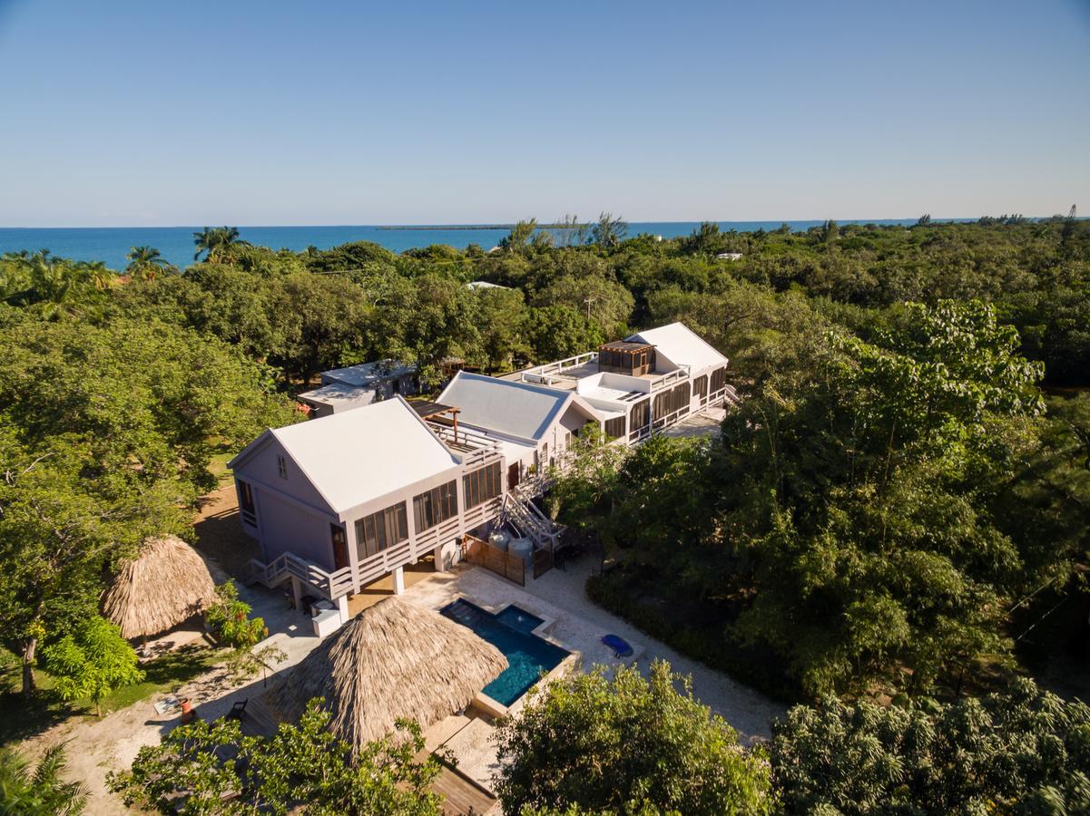 Bayshore Bijou Suites Maya Beach Екстер'єр фото